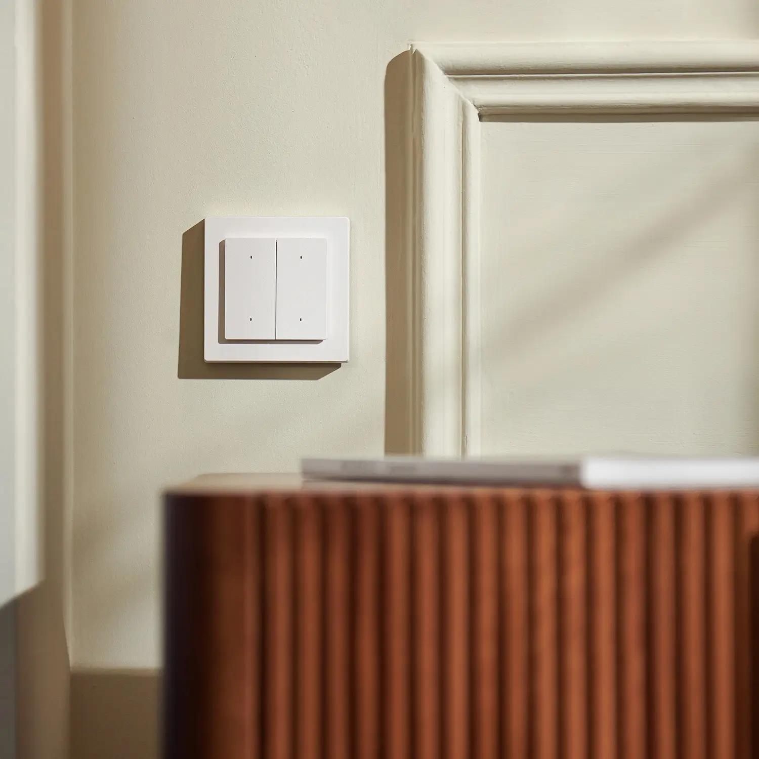 Light Switch H2 EU - Image 8